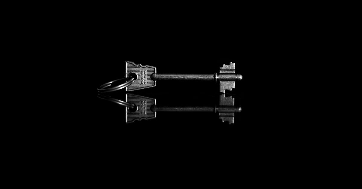 key maker professional — Marina Locksmiths